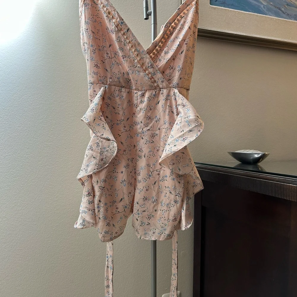 Floral Pink Ruffle Romper - Picture 6 of 8